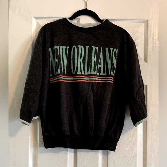 Vintage Tops - Vintage New Orleans sweatshirt